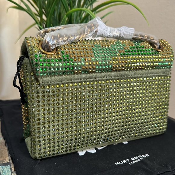❤️❤️host pick❤️❤️Kurt Geiger Mini Brixton Crystal Shoulder Bag - Picture 5 of 13